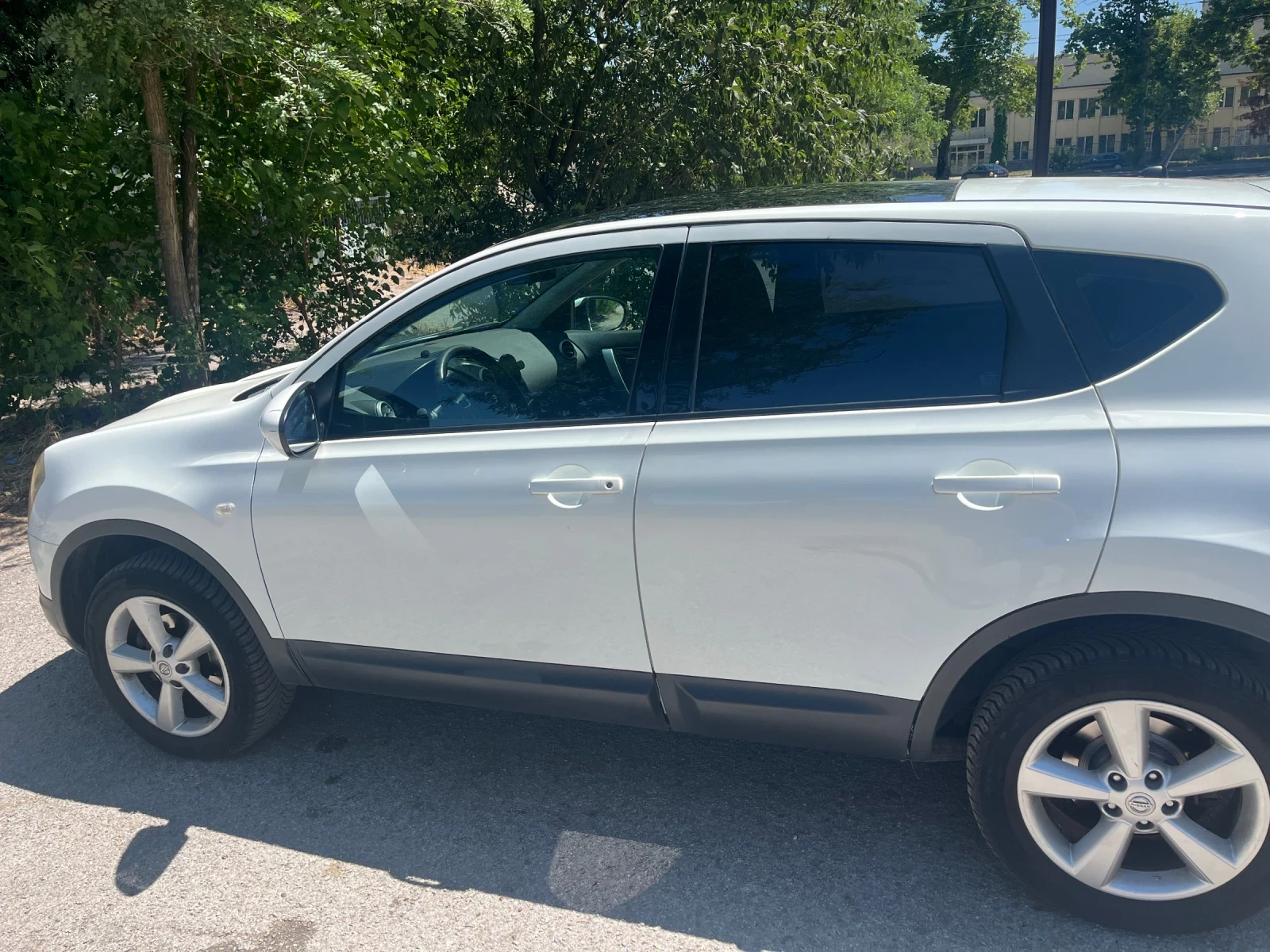 Nissan Qashqai 2.0dci 4x4 - изображение 6