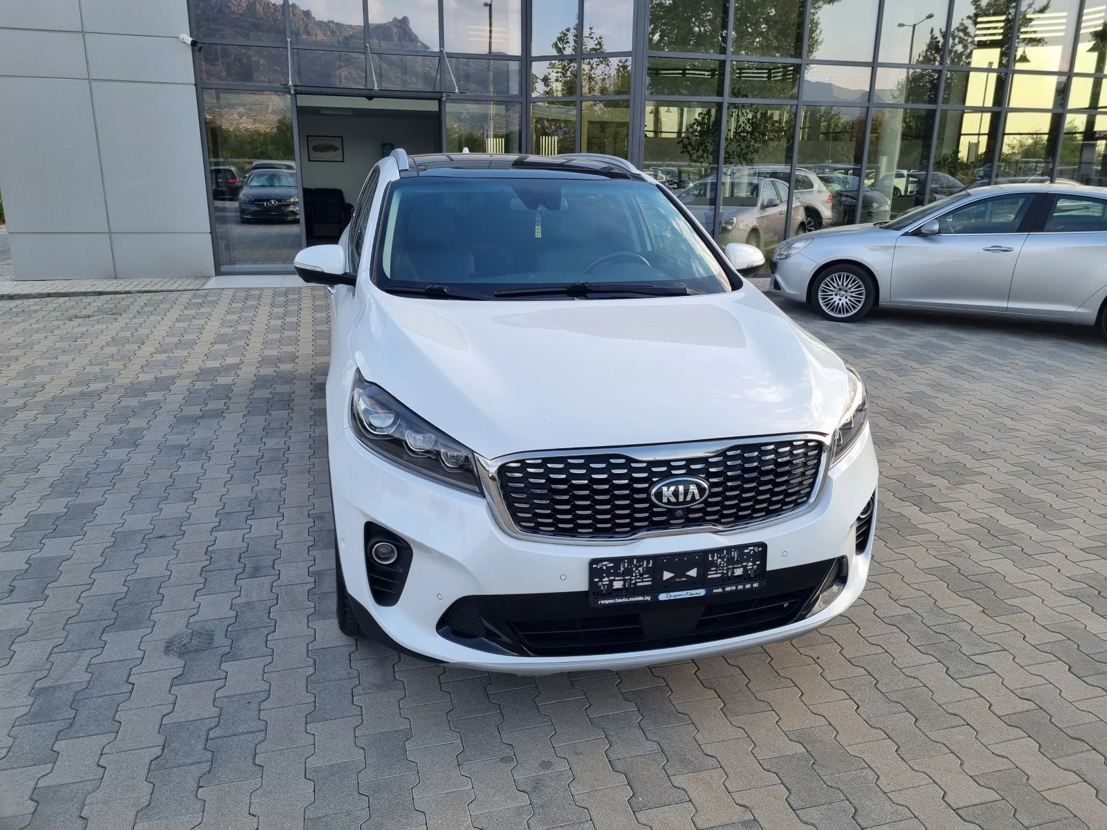 Kia Sorento 2.2CRDi-200ps 4x4 * 7 *   | Mobile.bg   1
