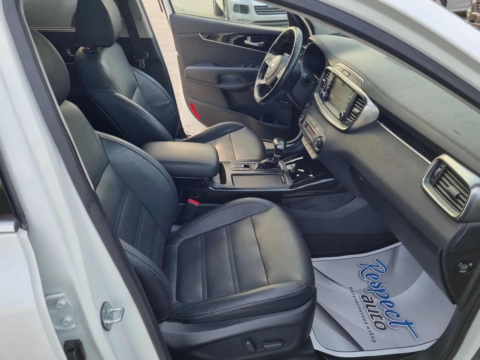 Kia Sorento 2.2CRDi-200ps 4x4 * 7 *   | Mobile.bg   11