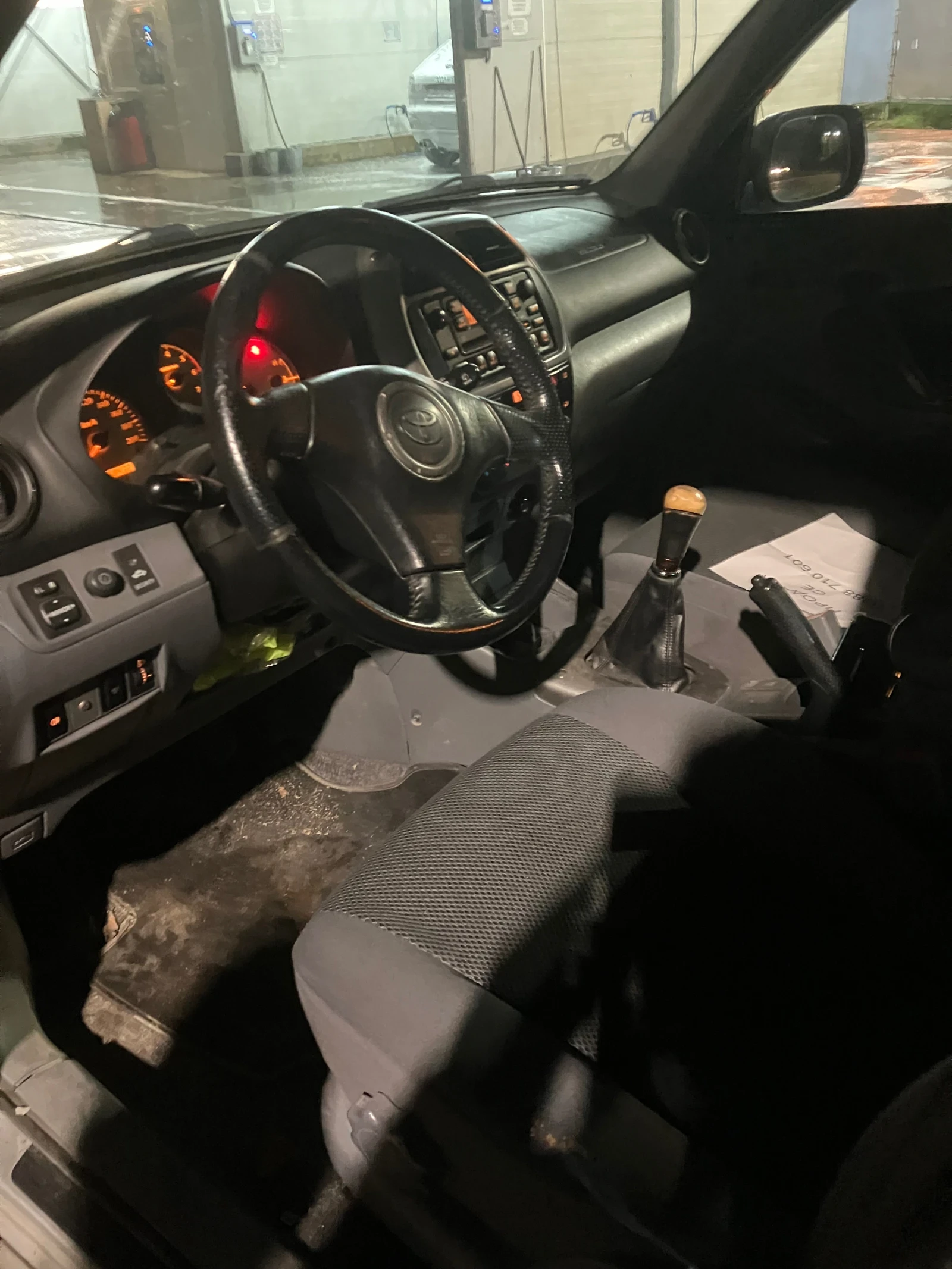 Toyota Rav4  - изображение 4