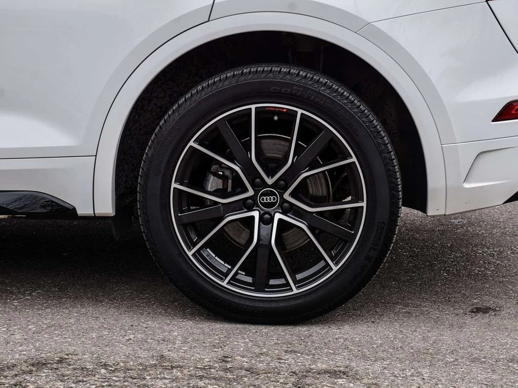 Audi Q5 * S Line quattro Premium Plus * CARFAX * БЕЗ ПЪРВО - изображение 6