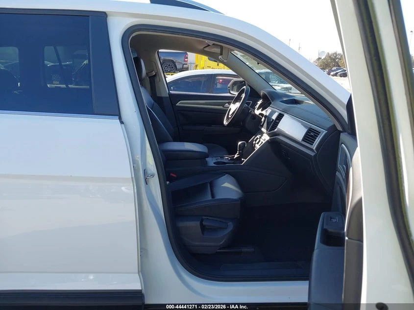 VW Atlas 3.6l Volkswagen 3.6L V6 Se W/Technology, снимка 5 - Автомобили и джипове - 54121286