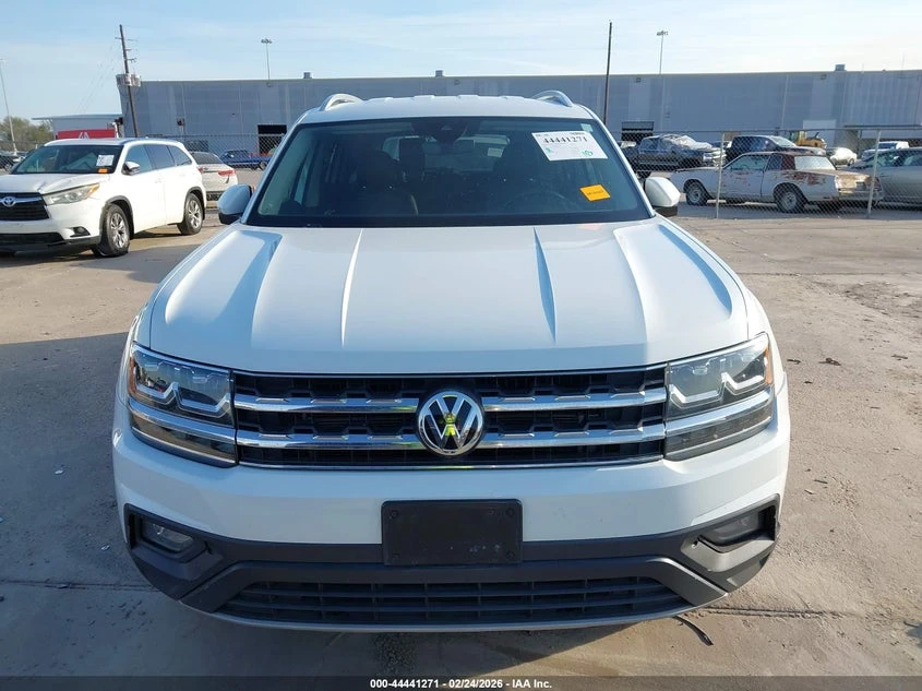 VW Atlas 3.6l Volkswagen 3.6L V6 Se W/Technology, снимка 12 - Автомобили и джипове - 54121286
