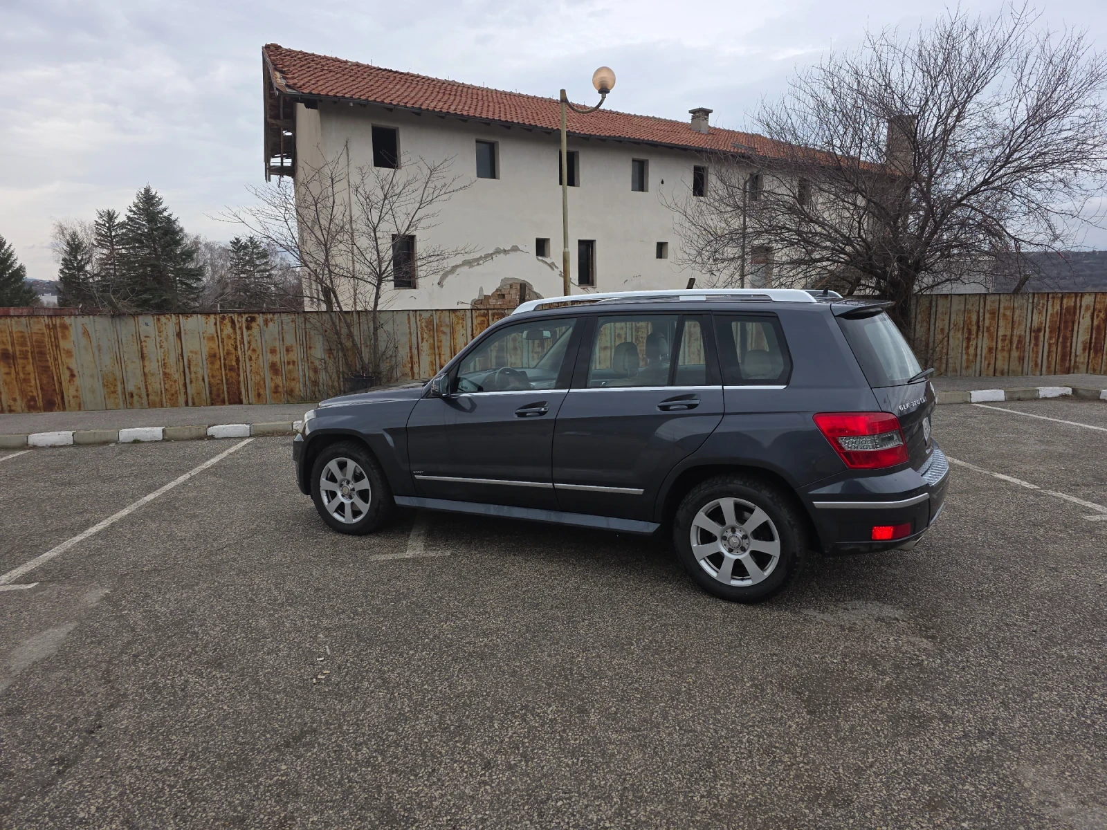 Mercedes-Benz GLK 320, снимка 10 - Автомобили и джипове - 54284067