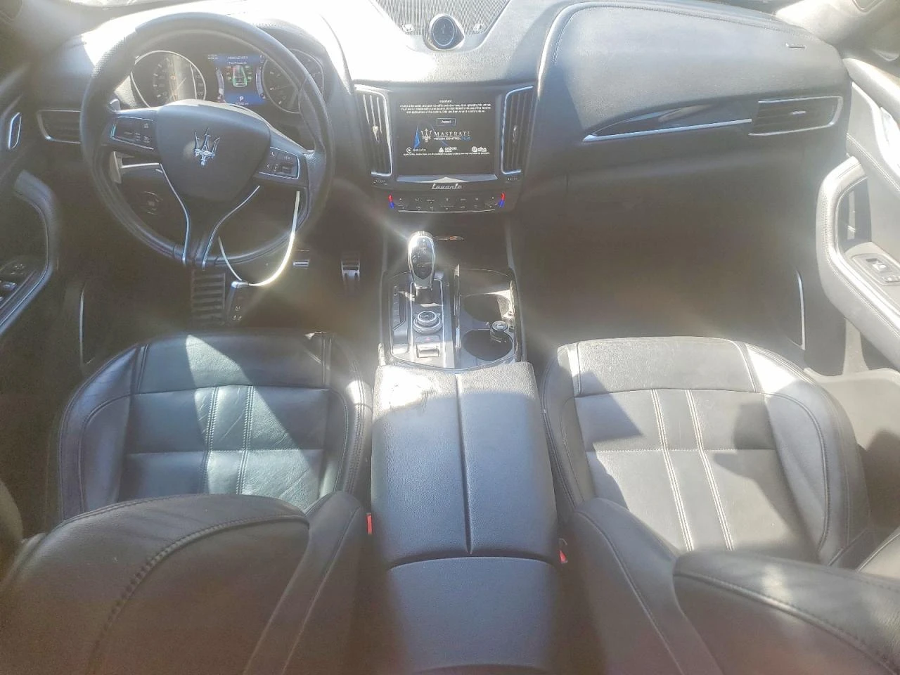 Maserati Levante SPORT, снимка 8 - Автомобили и джипове - 54614588