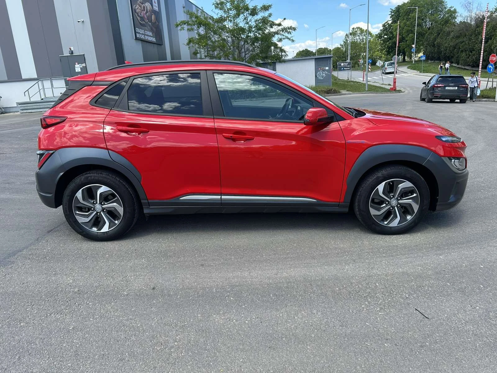 Hyundai Kona 1.6 HYBRID XLINE 2WD, снимка 7 - Автомобили и джипове - 54677330