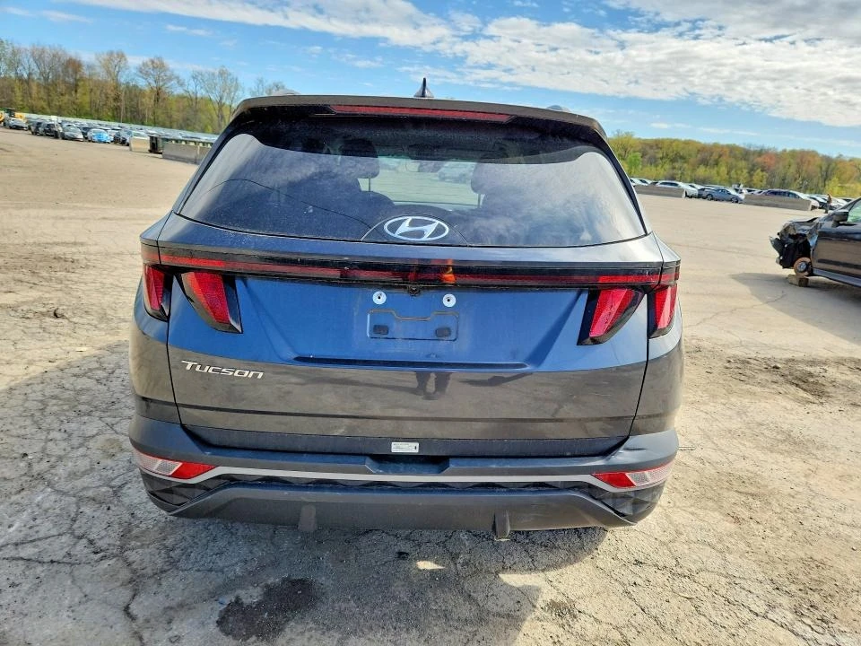 Hyundai Tucson, снимка 6 - Автомобили и джипове - 54681270