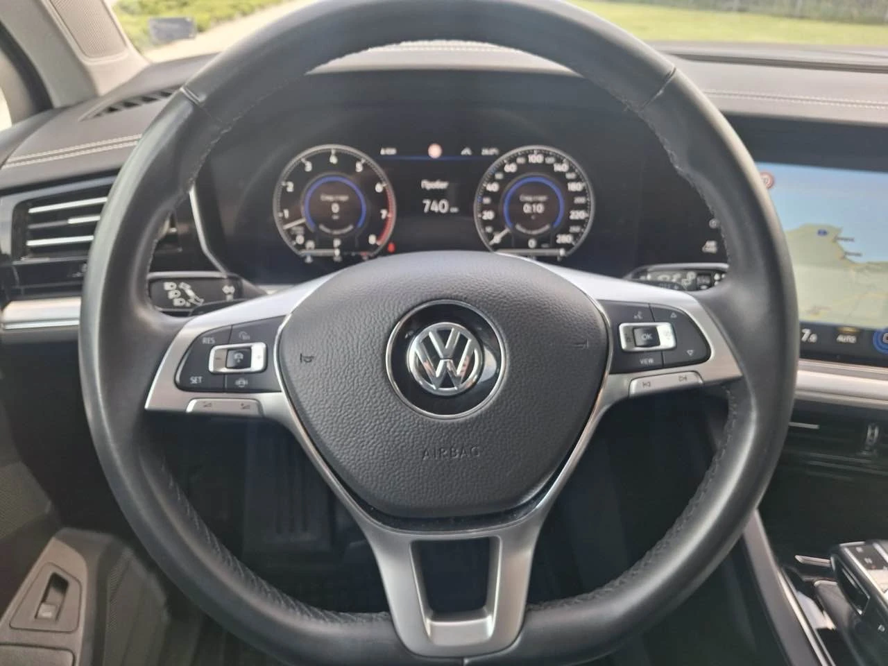 VW Touareg 3.0 V6 TSI 4MOTION Tiptronic, снимка 14 - Автомобили и джипове - 54759222