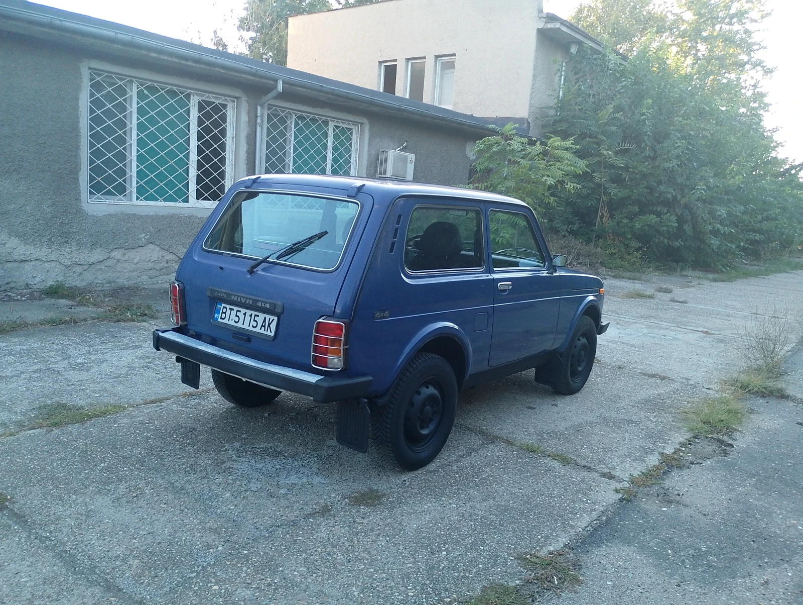 Lada Niva, снимка 7 - Автомобили и джипове - 56390631