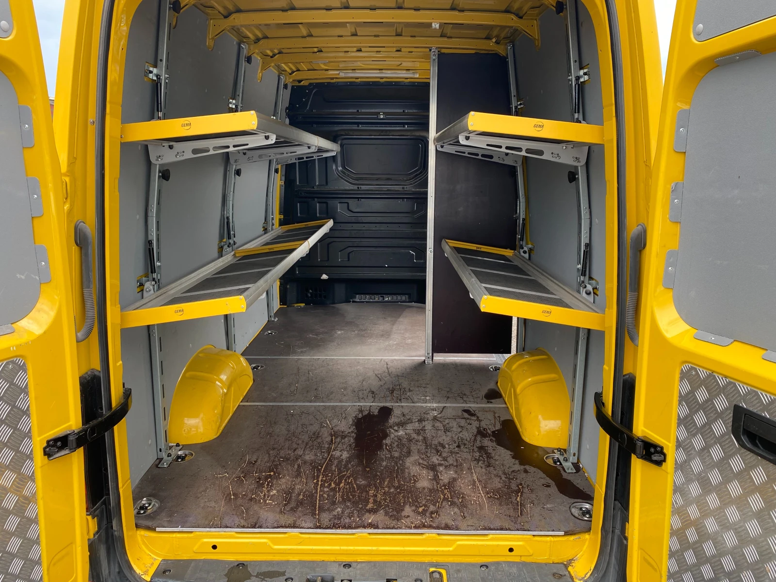 VW Crafter e-Crafter Electric, снимка 16 - Бусове и автобуси - 54629637