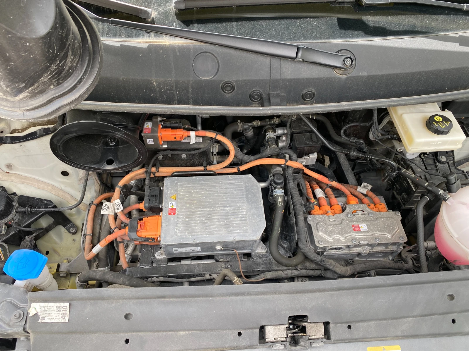 VW Crafter e-Crafter Electric, снимка 17 - Бусове и автобуси - 54629637