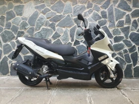 Aprilia Sr 300i MAX 2011г - изображение 1