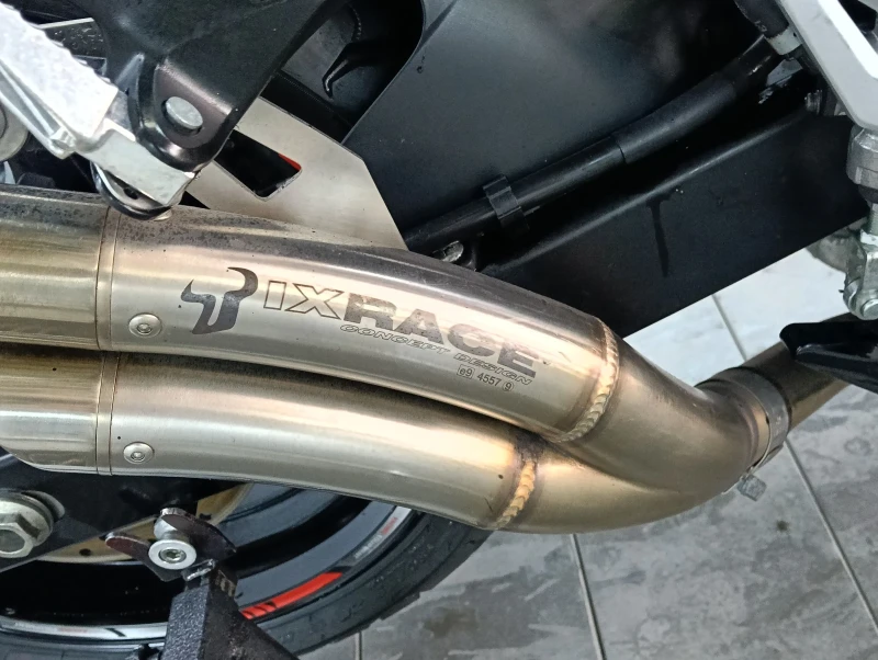 Suzuki Gsr 750, снимка 3 - Мотоциклети и мототехника - 52907565