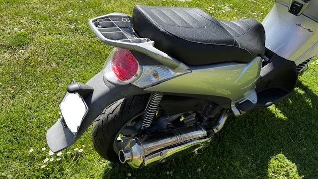Aprilia Scarabeo  - изображение 3