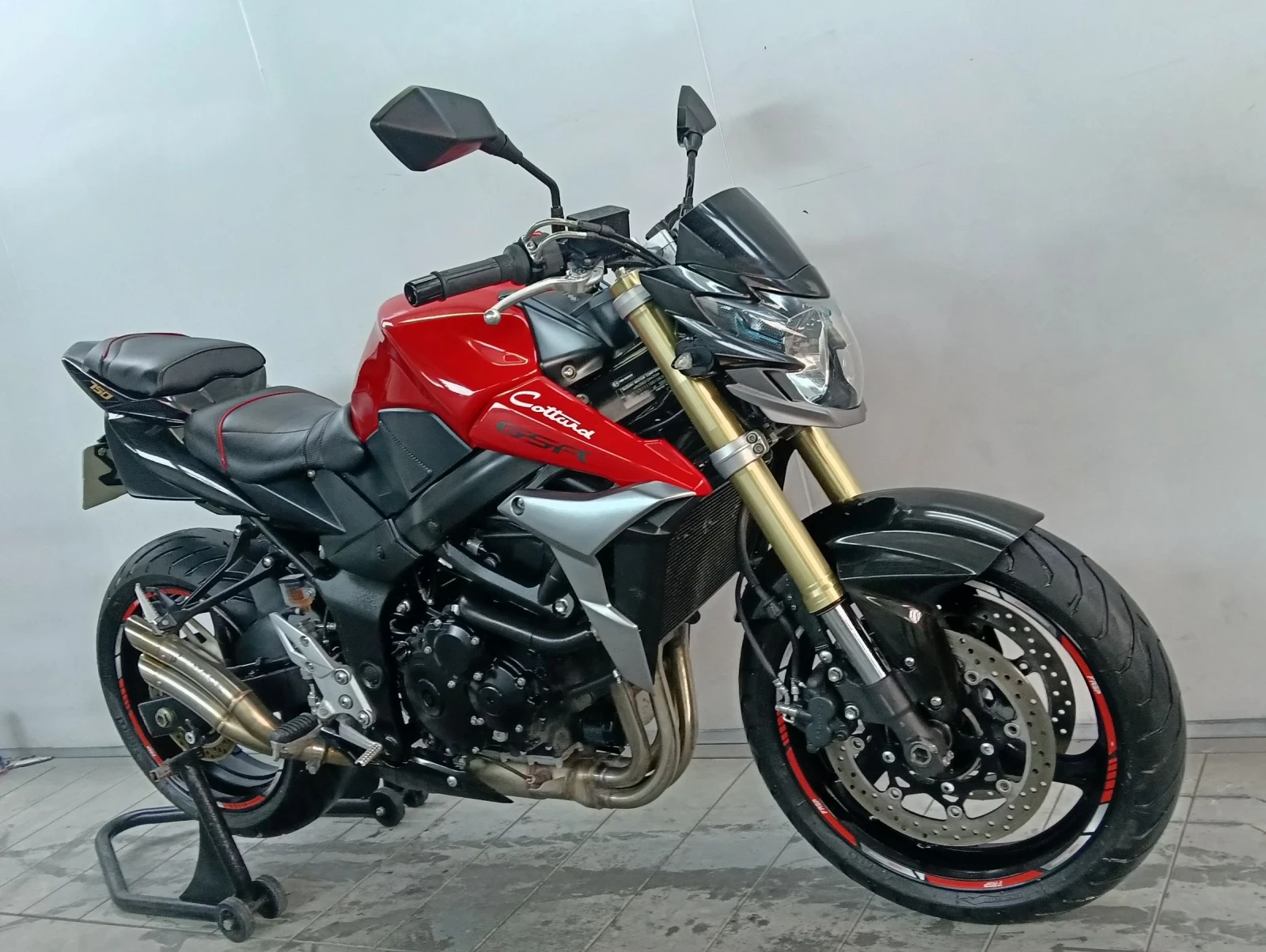 Suzuki Gsr 750 - изображение 9