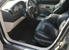 Chrysler 300c SRT8 * 77500KM * БЕЗ ИНЦИДЕНТ * ПОДГРЕВИ * НАВИ * , снимка 9