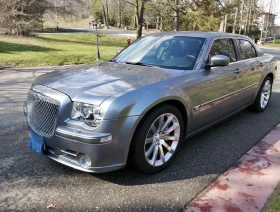 Chrysler 300c SRT8 * 77500KM * БЕЗ ИНЦИДЕНТ * ПОДГРЕВИ * НАВИ * , снимка 1