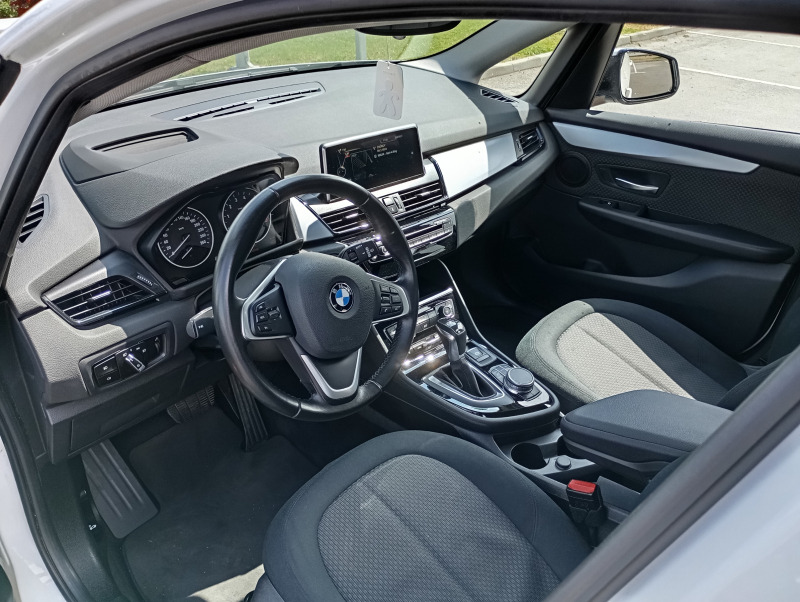 BMW 225 Plug in Hybrid , снимка 7 - Автомобили и джипове - 46207136
