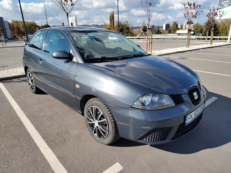 Seat Ibiza 1.2i ГАЗ-БЕНЗИН, снимка 2 - Автомобили и джипове - 47790967