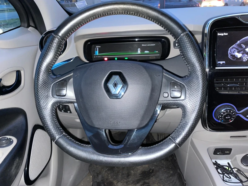 Renault Zoe intens///Continental\\\BOSE, снимка 6 - Автомобили и джипове - 47860463