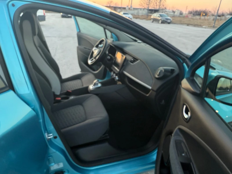 Renault Zoe 52kw-136hp-14000km, снимка 13 - Автомобили и джипове - 48436071