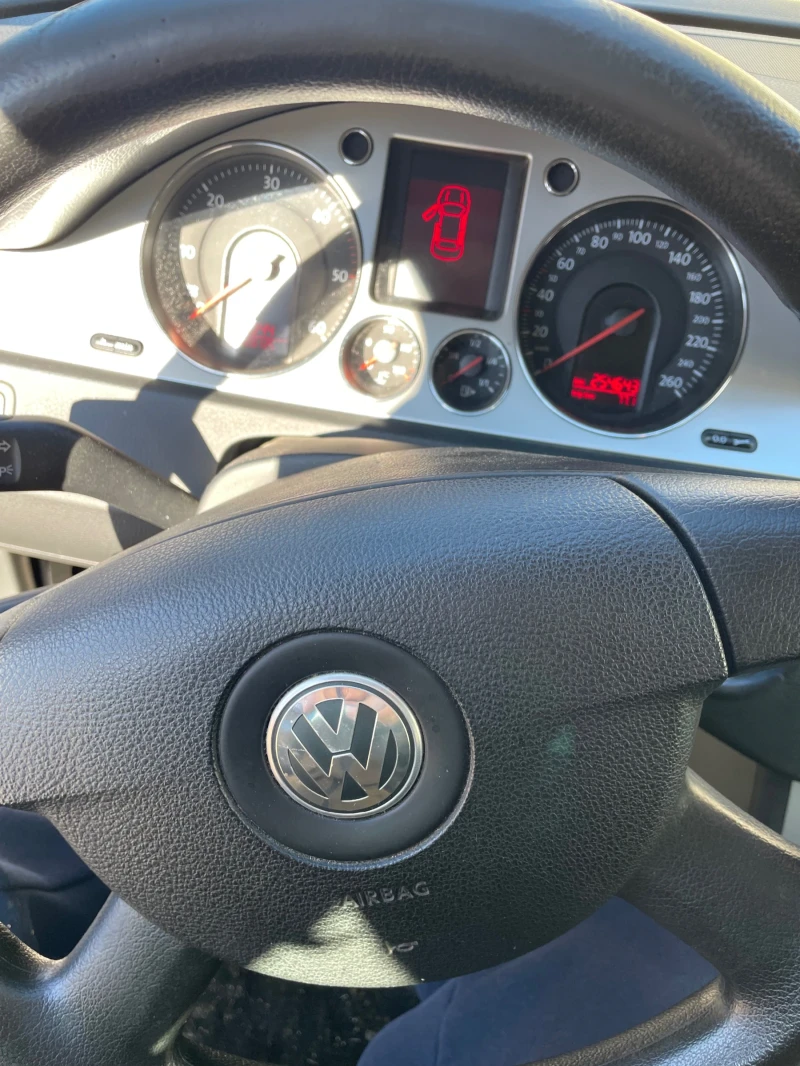 VW Passat, снимка 3 - Автомобили и джипове - 48523749