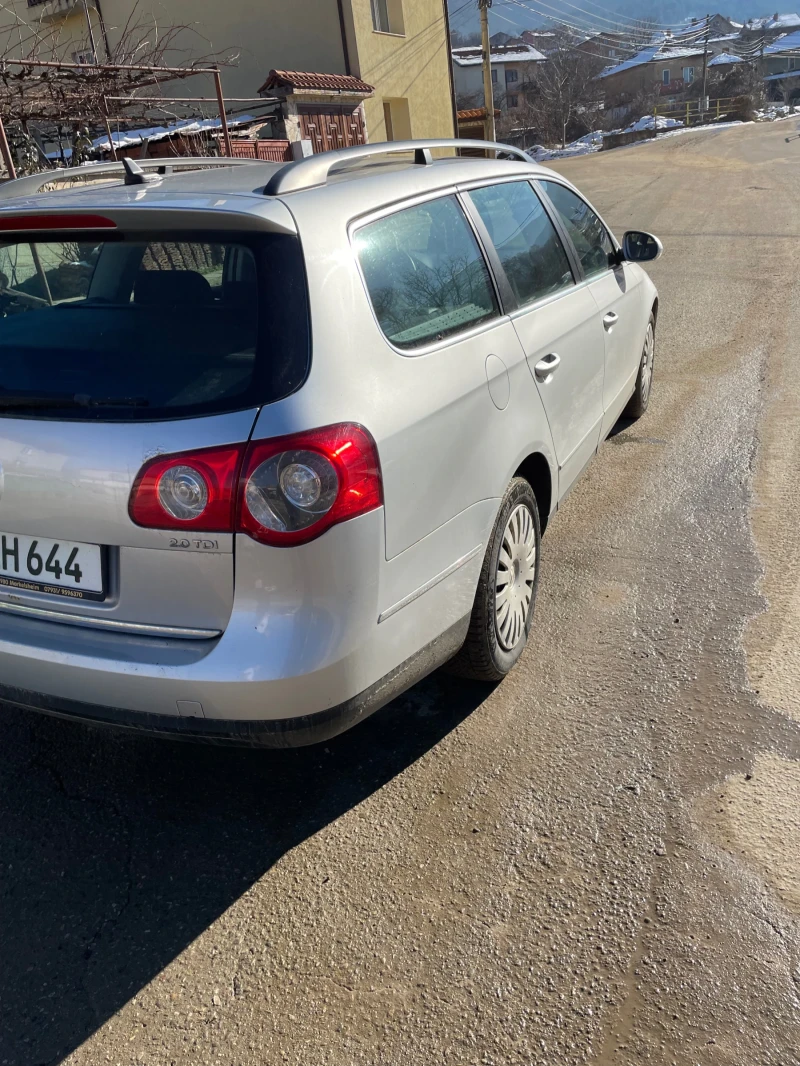 VW Passat, снимка 5 - Автомобили и джипове - 48523749