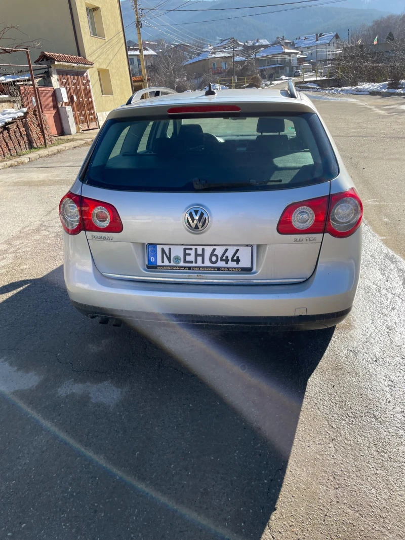 VW Passat, снимка 12 - Автомобили и джипове - 48523749