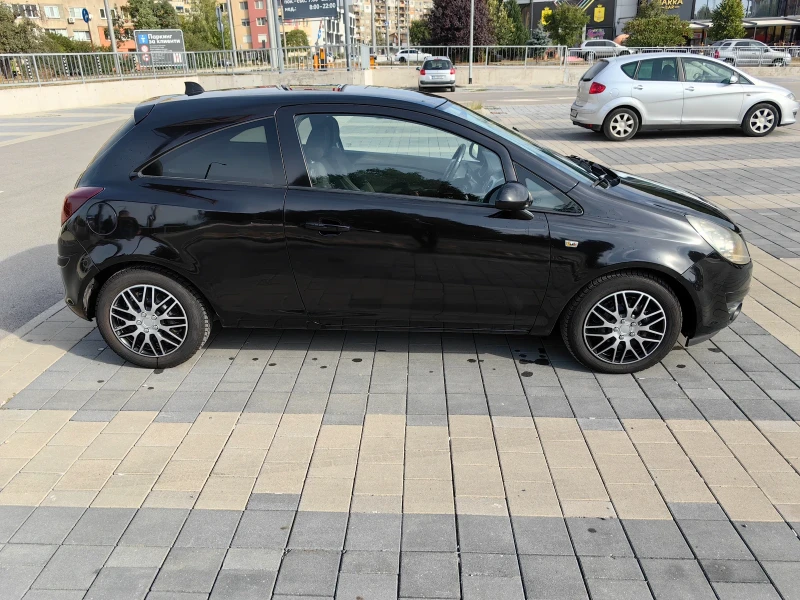 Opel Corsa D, снимка 3 - Автомобили и джипове - 52283037