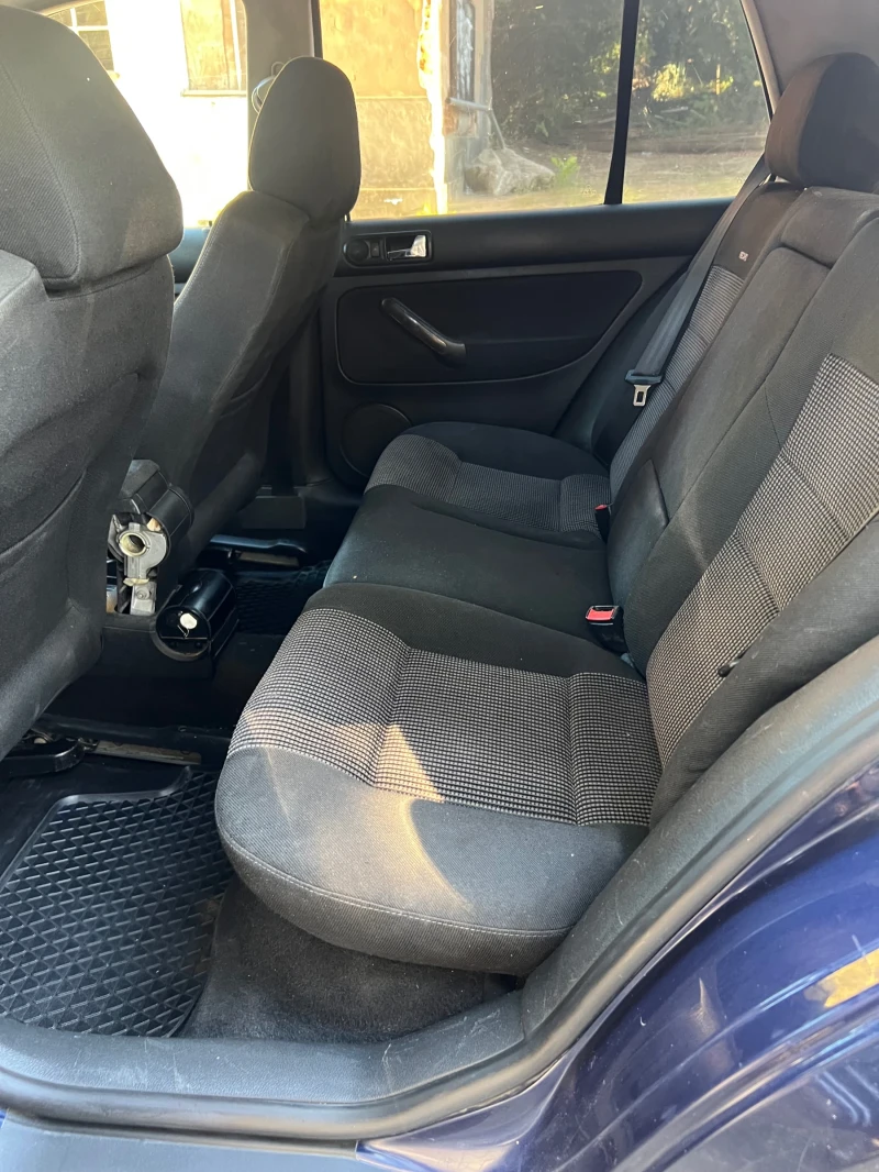 VW Golf 1.9tdi 150 ARL, снимка 12 - Автомобили и джипове - 51955199