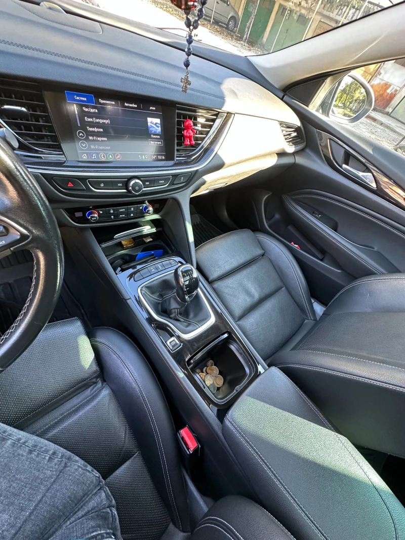 Opel Insignia, снимка 16 - Автомобили и джипове - 52309136