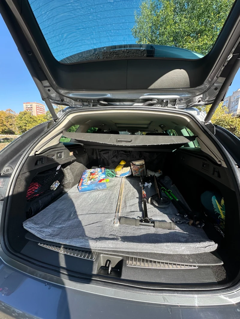 Opel Insignia, снимка 11 - Автомобили и джипове - 52309136