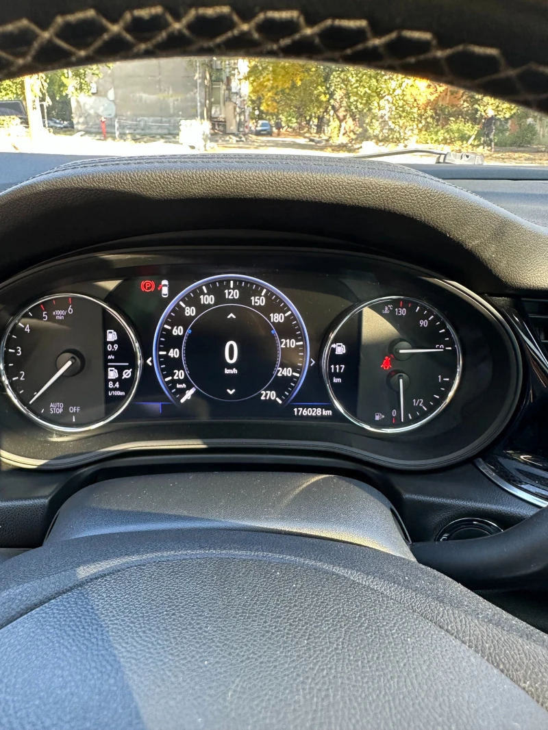 Opel Insignia, снимка 17 - Автомобили и джипове - 52309136