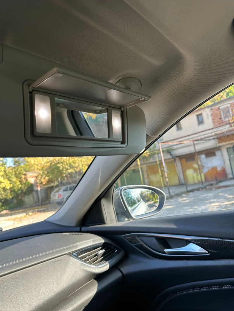 Opel Insignia, снимка 8 - Автомобили и джипове - 52309136