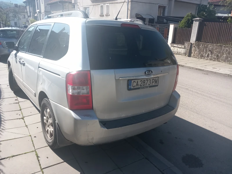 Kia Carnival 2, 9d, снимка 4 - Автомобили и джипове - 52487670