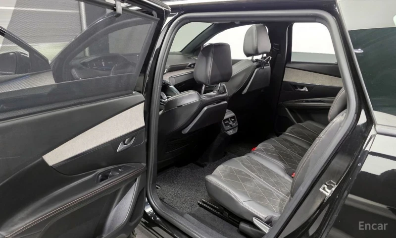 Peugeot 5008, снимка 11 - Автомобили и джипове - 52605470