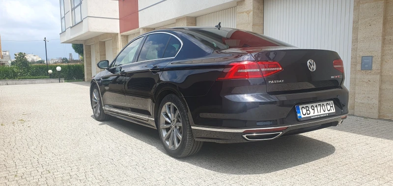 VW Passat 2.0 TDI 240к.с R-LINE, снимка 6 - Автомобили и джипове - 52656662
