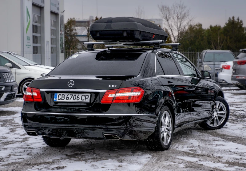Mercedes-Benz E 250 CDI-РЕГИСТРИРАН-ПЕРФЕКТЕН-ОБСЛУЖЕН, снимка 4 - Автомобили и джипове - 53247657