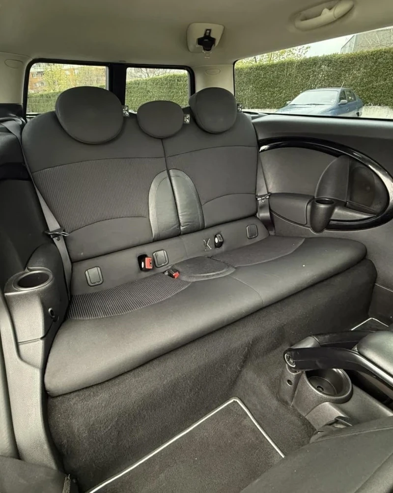 Mini Clubman 1.6D 112к.с * Климатроник* , снимка 14 - Автомобили и джипове - 53270474