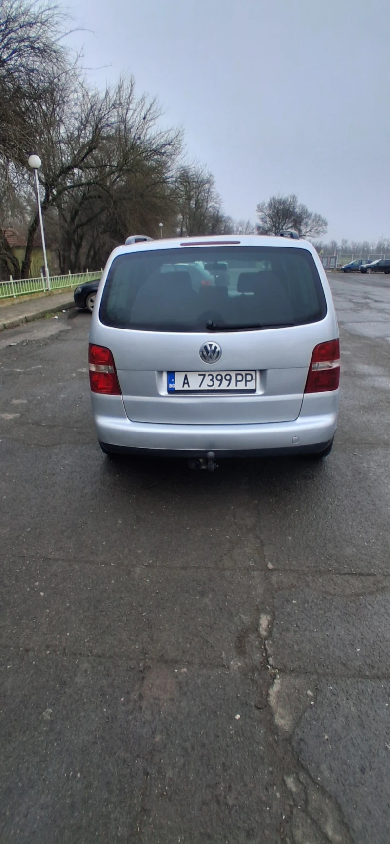 VW Touran, снимка 4 - Автомобили и джипове - 53301405
