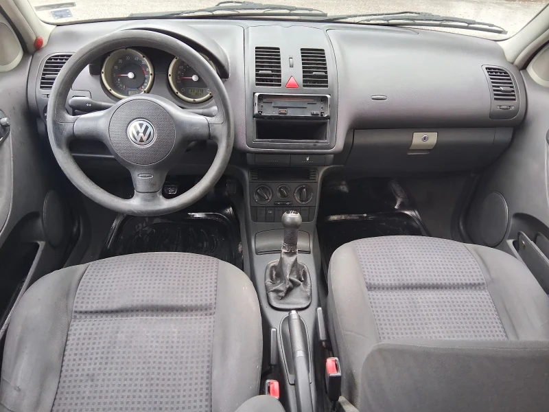 VW Polo 1.4 MPI Бензин , снимка 10 - Автомобили и джипове - 53311593