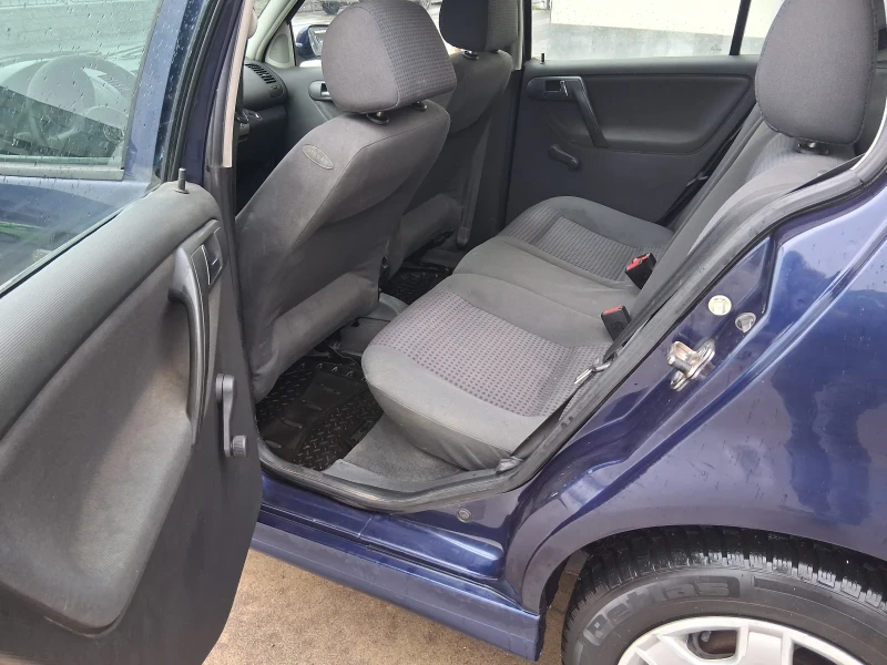 VW Polo 1.4 MPI Бензин , снимка 12 - Автомобили и джипове - 53311593