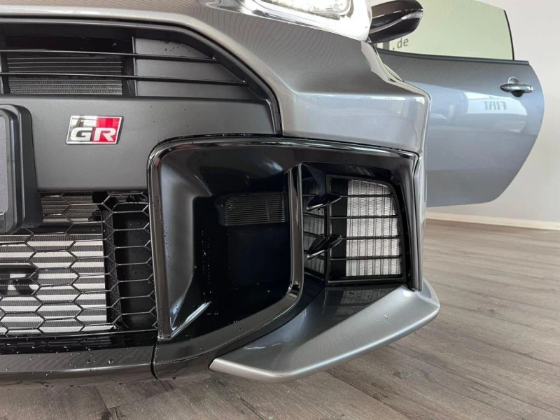 Toyota Yaris GR FOUR FACELIFT, снимка 7 - Автомобили и джипове - 53447105