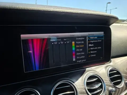 Mercedes-Benz E 450 AMG | BURMESTER | ПАНОРАМА | HEAD UP | CARFAX | , снимка 11 - Автомобили и джипове - 55630600