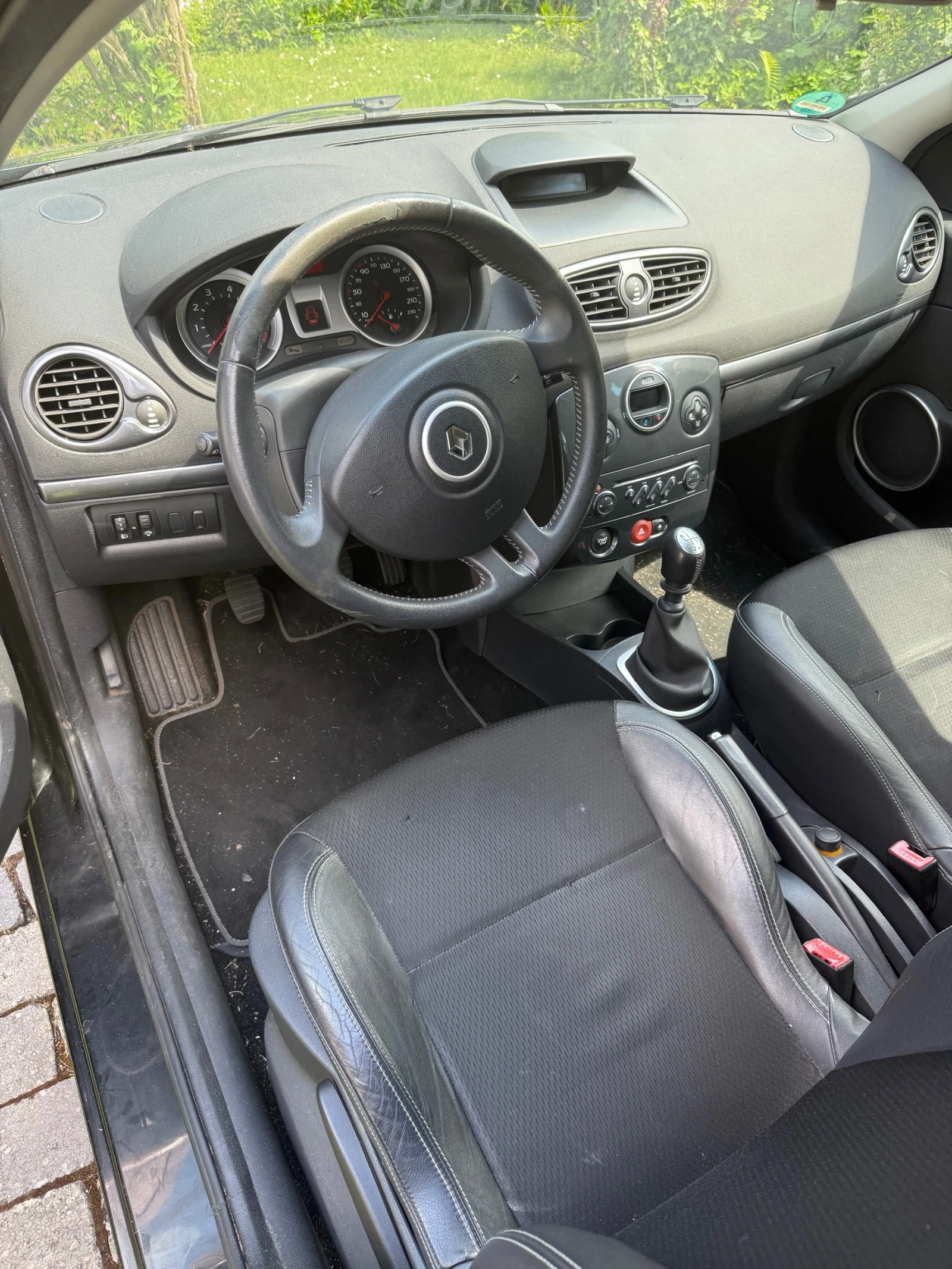 Renault Clio 2.0i - изображение 6
