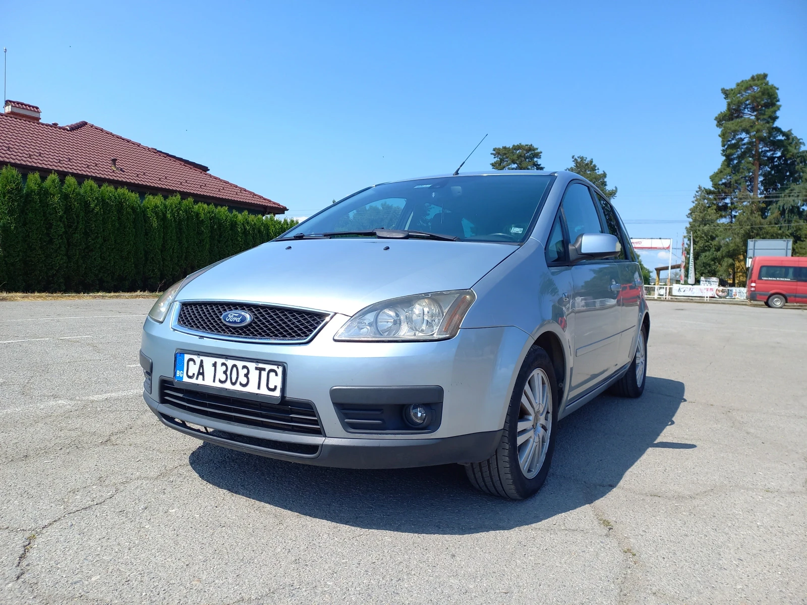 Ford C-max 1.6TDCI 109hp/GHIA - изображение 2