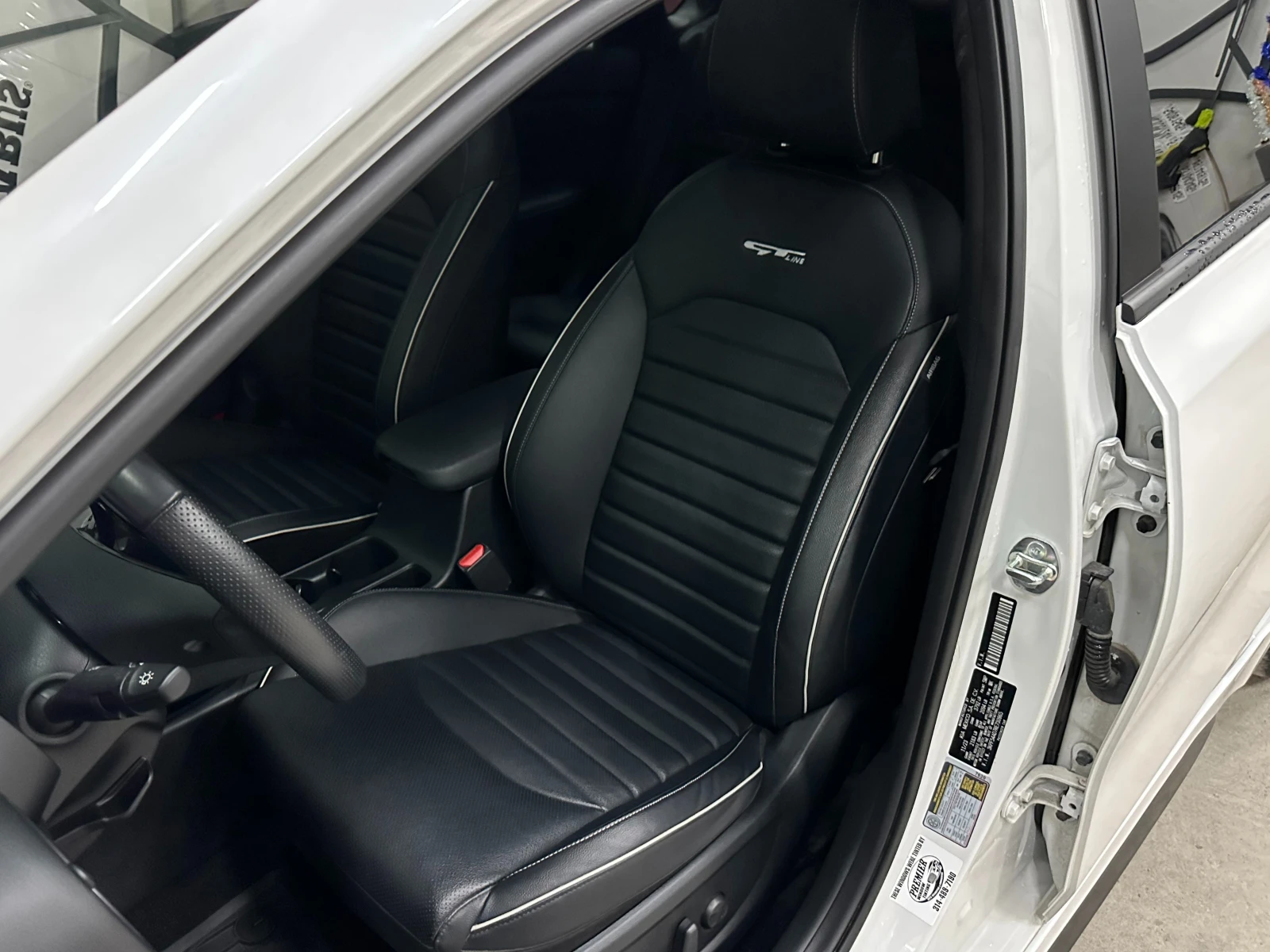 Kia Forte GT * DISTRONIC * ОБДУХВАНЕ * , снимка 16 - Автомобили и джипове - 47425293