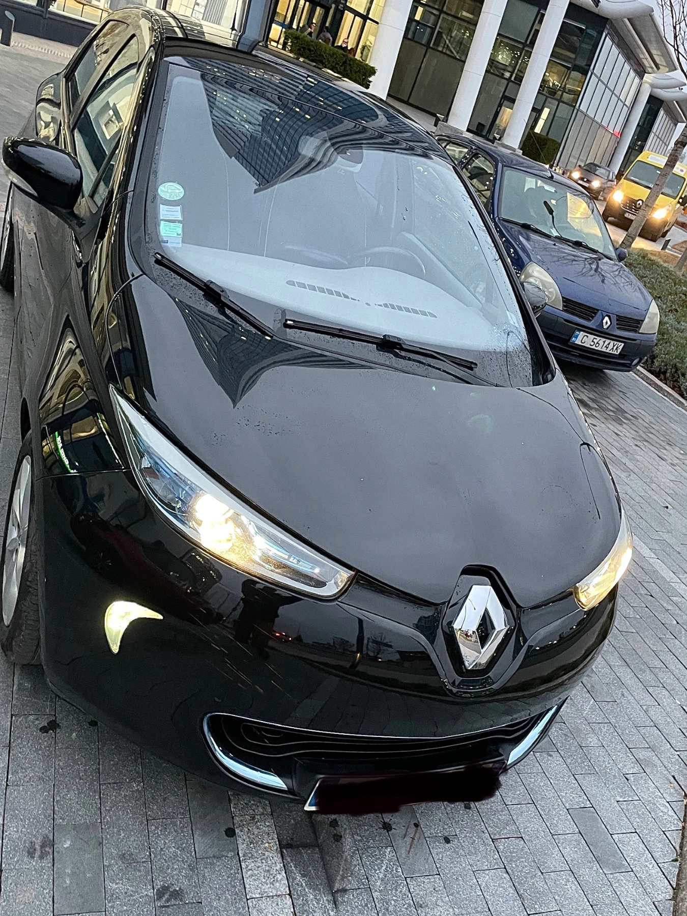 Renault Zoe intens///Continental\\\BOSE - изображение 7