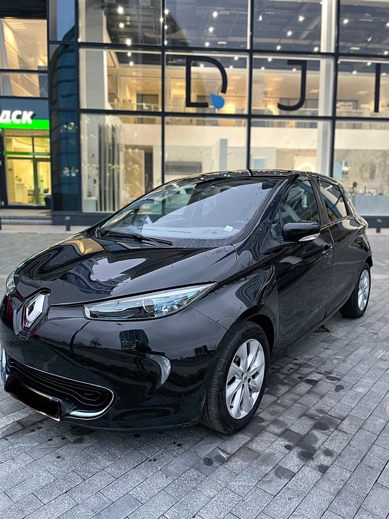 Renault Zoe intens///Continental\\\BOSE - изображение 5