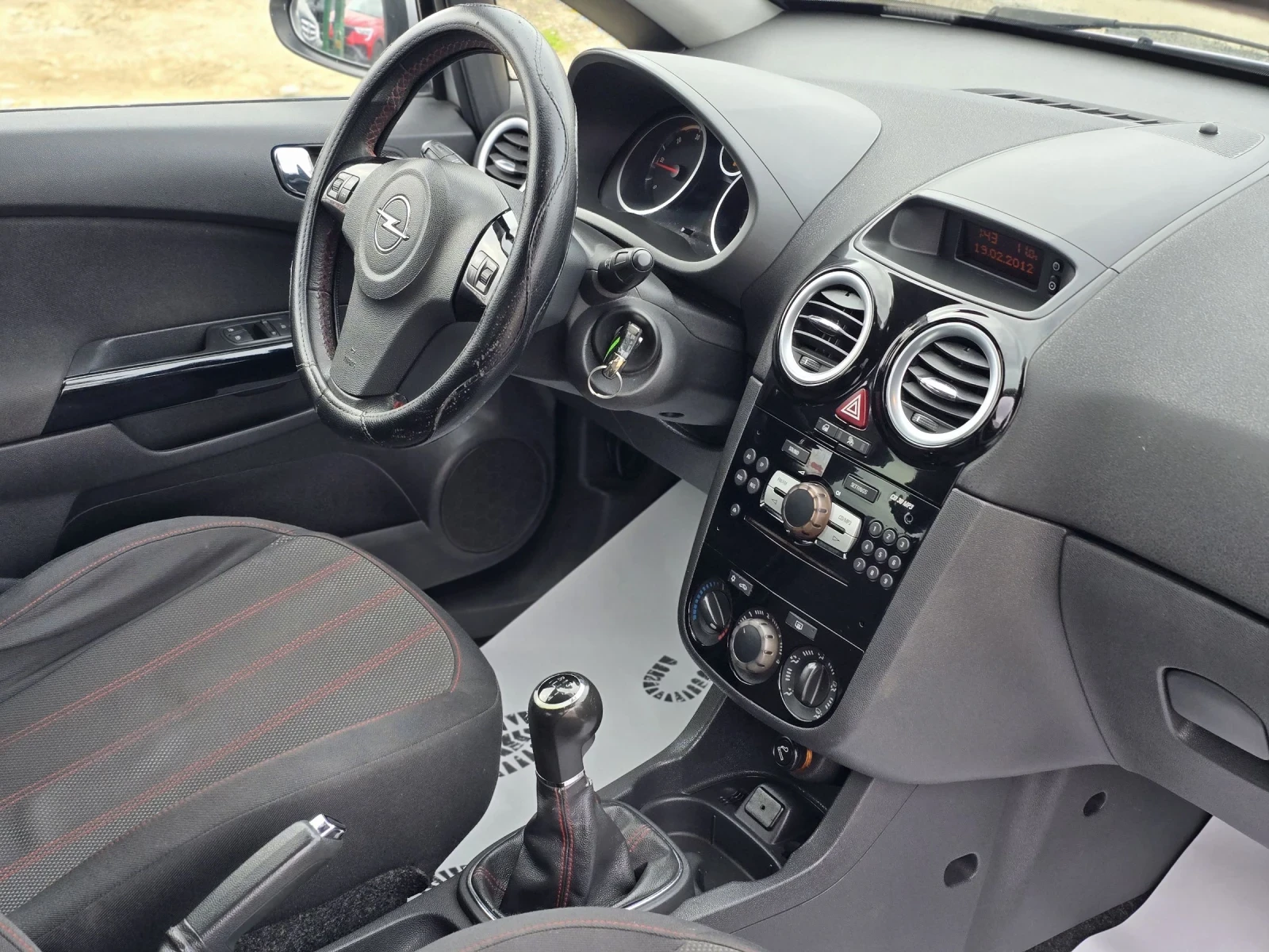 Opel Corsa 1.3CDTi 80Hp  | Mobile.bg   13